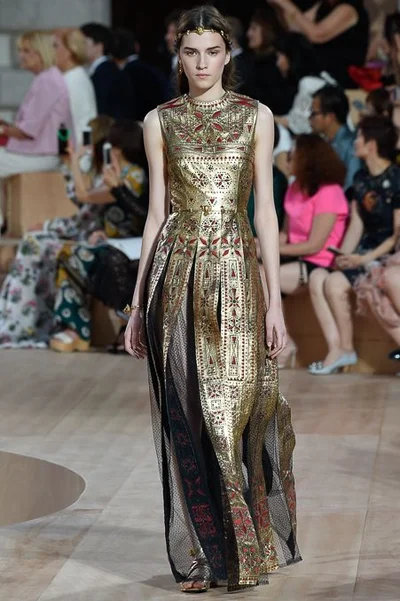 Look 46